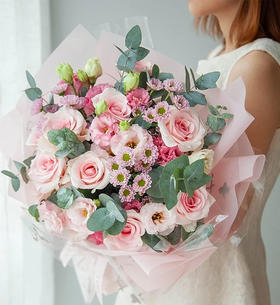 21支粉佳人龙胆雏菊花束粉色包装