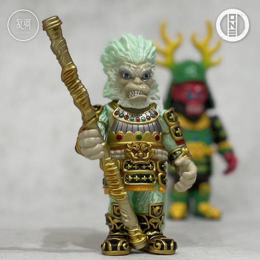 现货 壹工坊 极空 蓝白色版 搪胶 限定 潮玩 摆件 商品图1