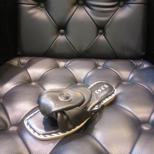 LFGJ  5808舒适牛筋底羊皮女拖 商品图6