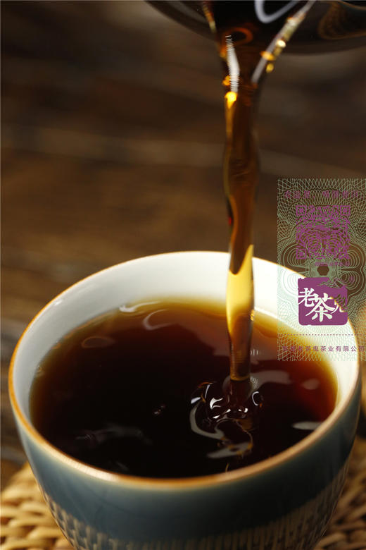 老茶新压 果香厚韵  福海易武熟饼（2016） 商品图12