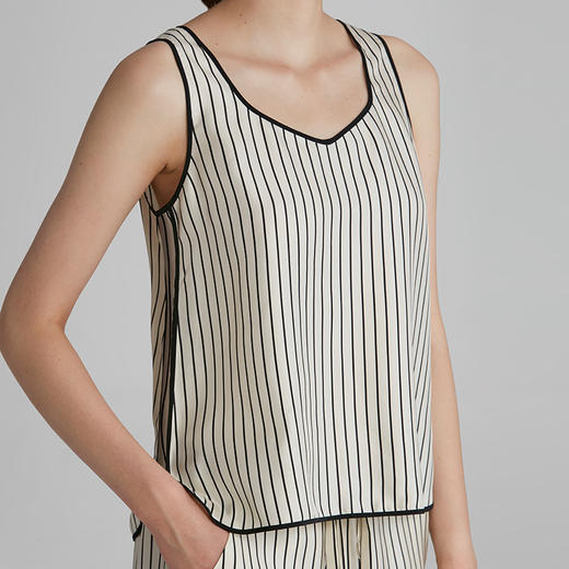 【ROYALCOVER】罗卡芙
桑蚕丝家居服黑白条纹真丝家居服套装 商品图3