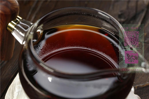 老茶新压 果香厚韵  福海易武熟饼（2016） 商品图11