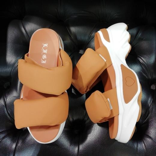 LFGJ9407羊皮松糕面包凉拖 商品图5