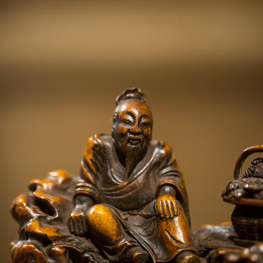 清代  黄杨木雕采药老人像（红木座） 商品图1