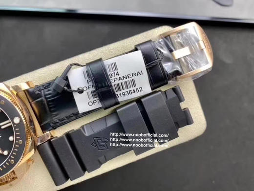 VS沛na海 红金PAM974，42mm，皮表带，透底，自动机械机芯，男士腕表。 商品图8