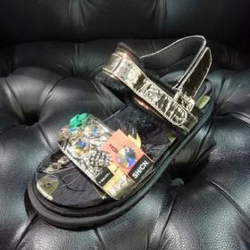 LFGJ3853设计师奢华超轻凉鞋