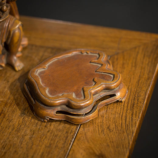 清代 竹雕东方朔山子摆件（红木座） 商品图4