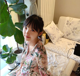 有位漂亮的女朋友是什么体验？这滋味竟然是…