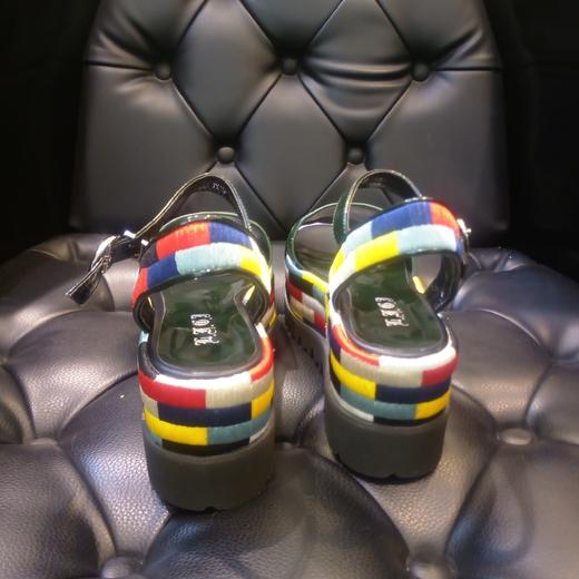 LFGJ  6602休闲松高底蛇皮凉鞋 商品图8