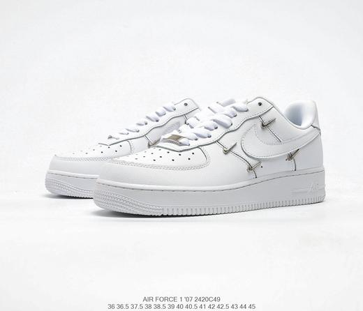 耐克Nike Wmns Air Force 1' 07 LX"Chrome Swooshes White"空军一号经典低帮百搭休闲运动板鞋“皮革白宝蓝小银四钩” 商品图7