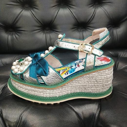 LFGJ 6426 夏季新款水钻真皮草编松糕厚底坡跟凉鞋 商品图1