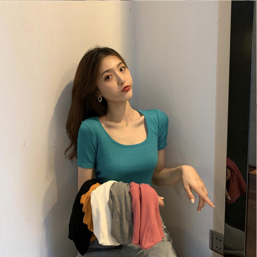 【59.9任选两件包邮】SSEMMY性感圆领露脐冰丝针织衫 冰丝清肤透气夏季穿不闷热 显瘦显白显气质 穿上年轻性感小女人纯色简约短袖 商品图0