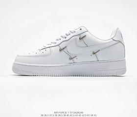 耐克Nike Wmns Air Force 1' 07 LX"Chrome Swooshes White"空军一号经典低帮百搭休闲运动板鞋“皮革白宝蓝小银四钩”