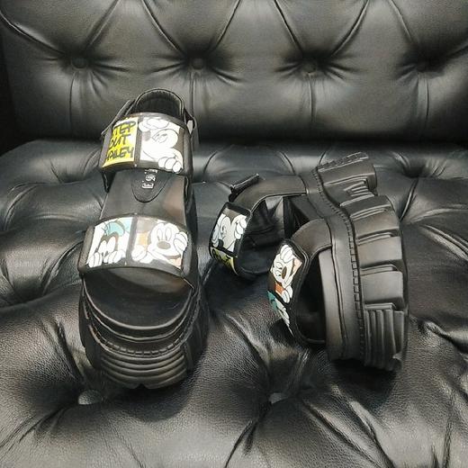 LFGJ 2240 夏季新款真皮增高厚底露趾时尚凉鞋 商品图1