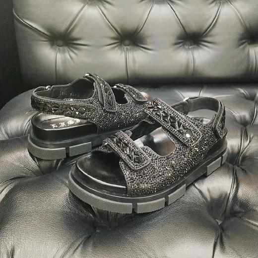 LFGJ 11901 夏季新款水钻休闲厚底魔术贴凉鞋 商品图6