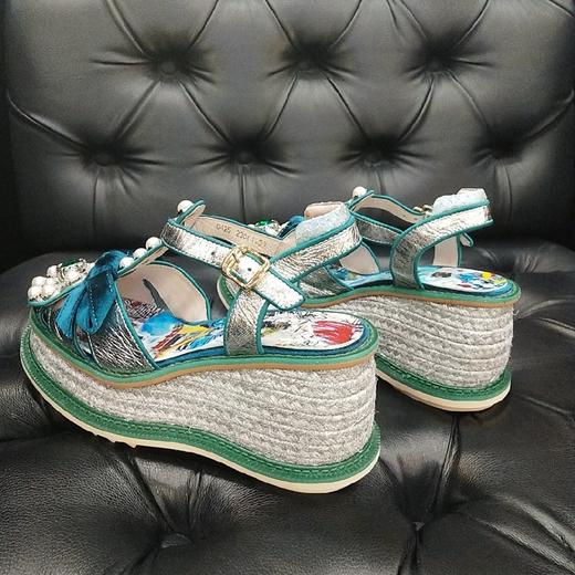 LFGJ 6426 夏季新款水钻真皮草编松糕厚底坡跟凉鞋 商品图2