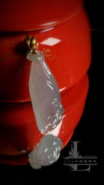 “因荷得藕”18k荷花扣头项坠 商品图3