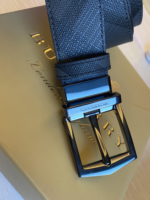 代工厂出口男士腰带  双层皮PVC专柜原材料 +胎牛皮  暗纹钨钢钢扣腰带 商品图2