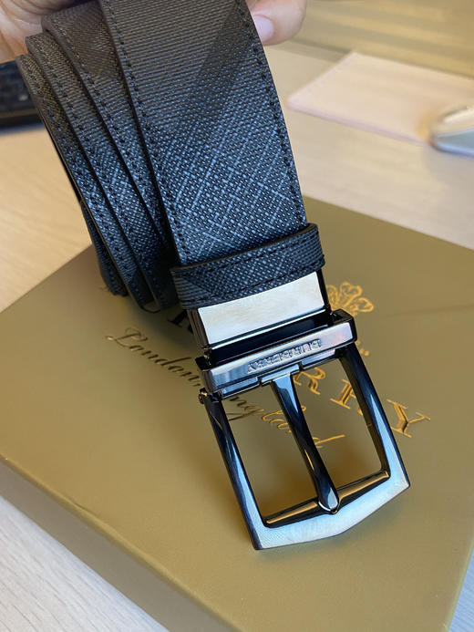 代工厂出口男士腰带  双层皮PVC专柜原材料 +胎牛皮  暗纹钨钢钢扣腰带 商品图1