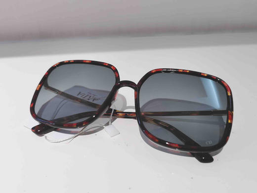 DIOR眼镜- 纳德隆国际会员8折-DR2025914589 商品图1
