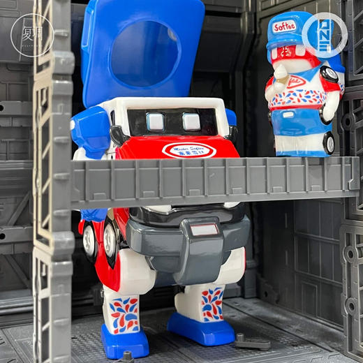 现货 壹工坊 玩具 香港重机 - 冰淇淋车父子丼 搪胶 潮玩 商品图4