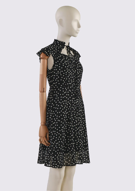 收腰系带领连衣裙 商品图1