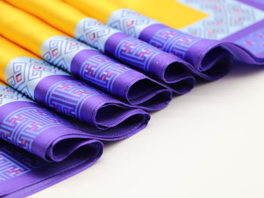 傣族元素真丝丝巾 商品图3