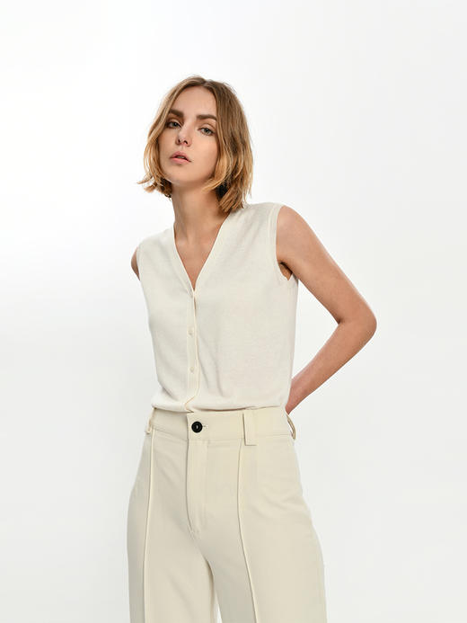 2021新款女士丝羊绒16针单股V领马甲 商品图1