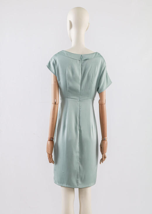 不对称袖设计感连衣裙 商品图2