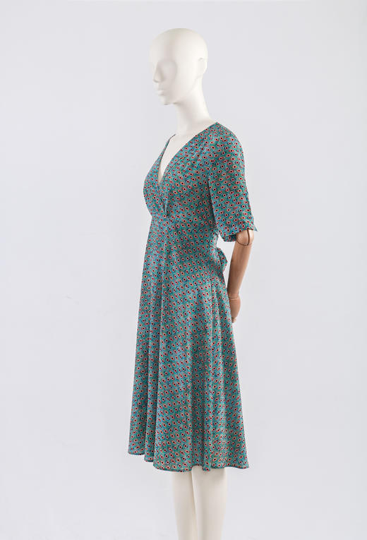 斜抄侧腰系带连衣裙 商品图2