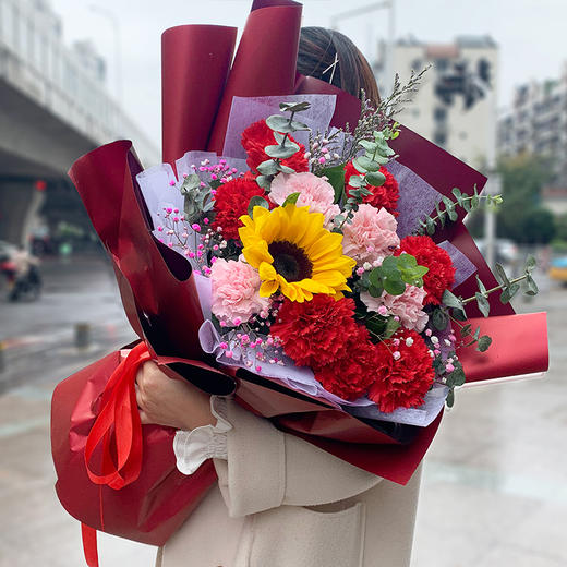 康乃馨混搭精美花束送妈妈老师长辈领导闺蜜生日礼物祝福母亲节教师节