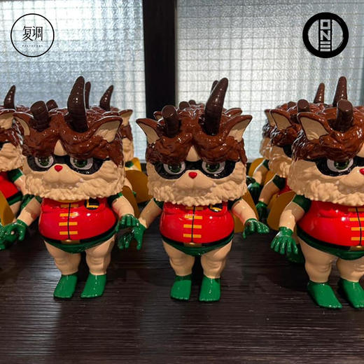 现货 壹工坊 Fatman發腹俠 和 Longbun 狼宾 搪胶 潮玩 商品图5