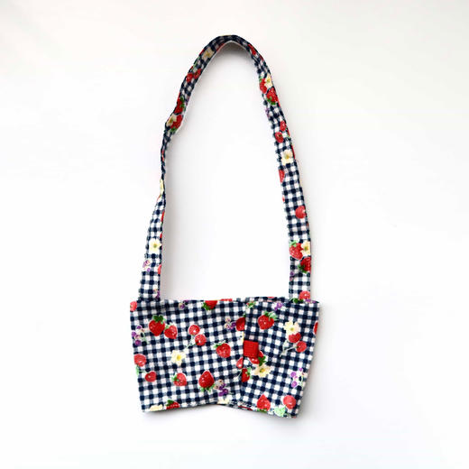 HUJI祤集手提杯套插画格纹小草莓 商品图0