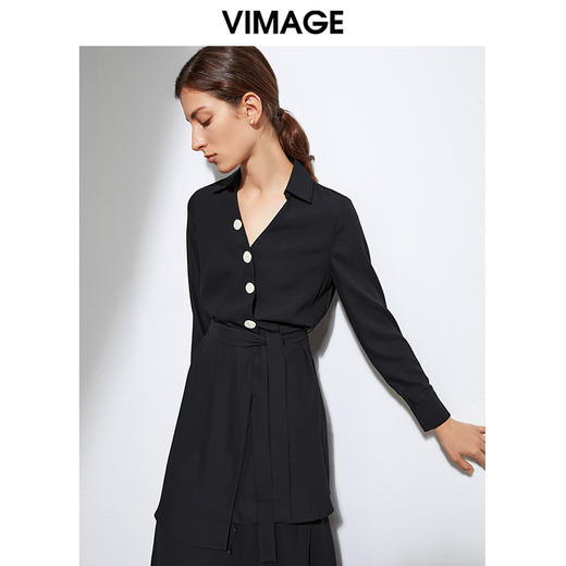 VIMAGE纬漫纪春夏季女装V领纯色长袖衬衣VA2109119 商品图1