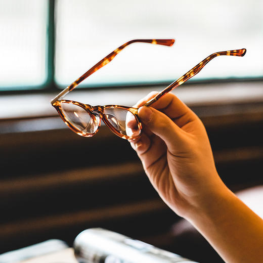 工装优选 玳瑁色超轻细框Boston眼镜圆形蝌蚪同款近视镜架男女潮 商品图3