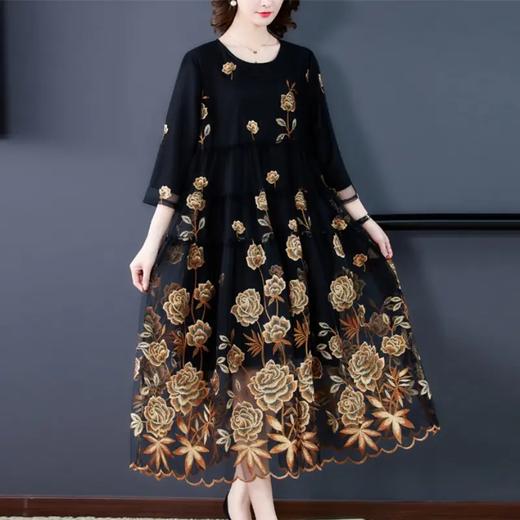 XYX9278 新款女装高端妈妈洋气过膝 网纱绣花连衣裙 商品图1