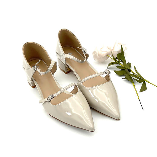 内联升女鞋女式尖头矮跟时尚鞋4835C 商品图0