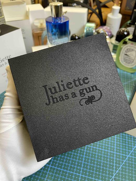 配枪朱丽叶-疯狂女人 商品图8