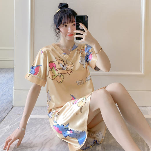 新款女神睡裙女夏季冰丝薄款可爱卡通短袖睡衣真丝绸性感学生大码家居服 商品图4