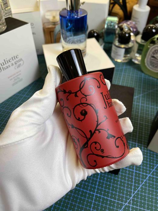 配枪朱丽叶-疯狂女人 商品图1