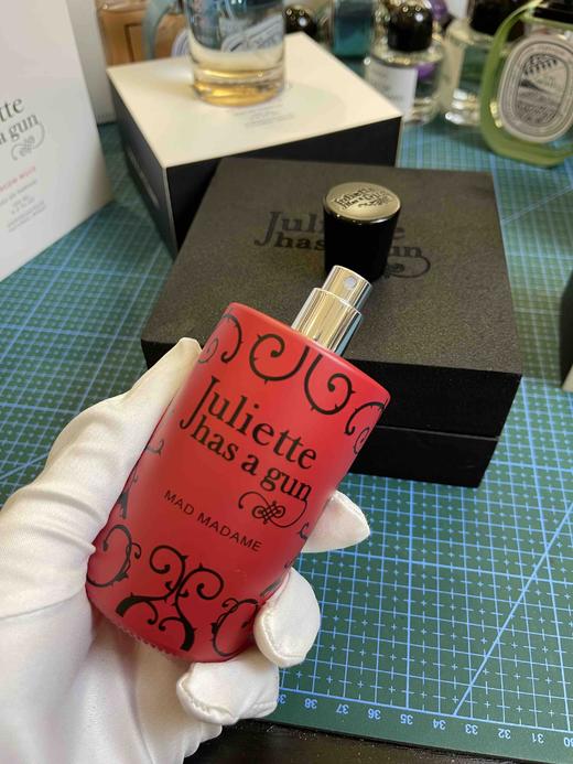 配枪朱丽叶-疯狂女人 商品图6