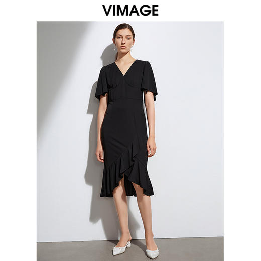 VIMAGE纬漫纪夏季V领时尚修身显瘦黑色裙子连衣裙VB2107138 商品图1