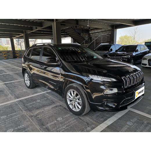 【特价月租-北京】JEEP 自由光 2.4L 卓越版 商品图2