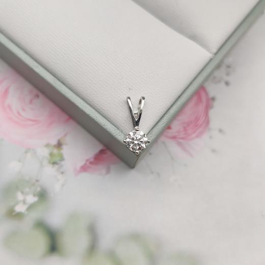 Pt900钻石吊坠（0.54ct） 商品图0