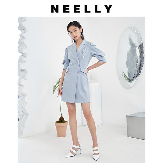 NEELLY/纳俪气质女团风西装领泡泡袖收腰显瘦双排扣A字短裙连衣裙 商品图3