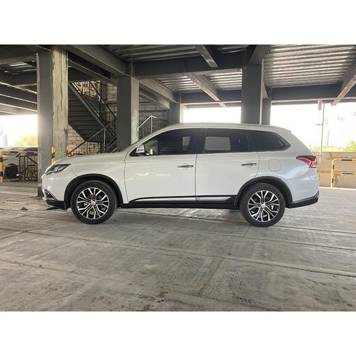 【特价月租-北京】三菱 欧蓝德 2.4L 四驱豪华版 商品图5