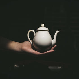 学古小鸿壶「象牙黄釉」