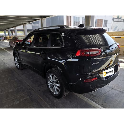 【特价月租-北京】JEEP 自由光 2.4L 卓越版 商品图4