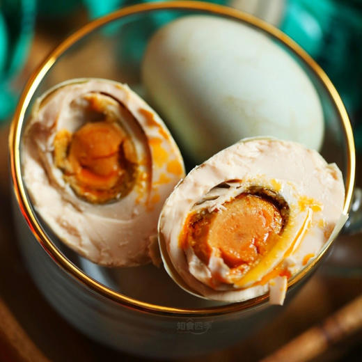 一颗干掉一碗粥·北海烤海鸭蛋 精选20小时内新鲜蛋 古法腌制30天 135度高温烤制 商品图0