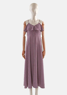 后漏背度假吊带裙